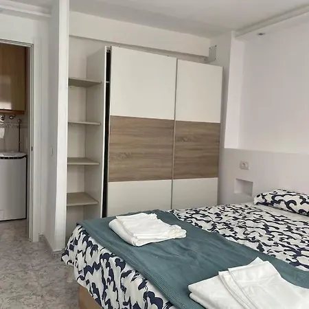Giovina Living Av Suecia 150M From Beach Los Cristianos  Exterior photo